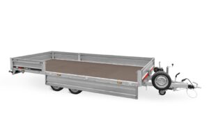 przyczepa laweta z burtami PLBS30-4521 3000 kg